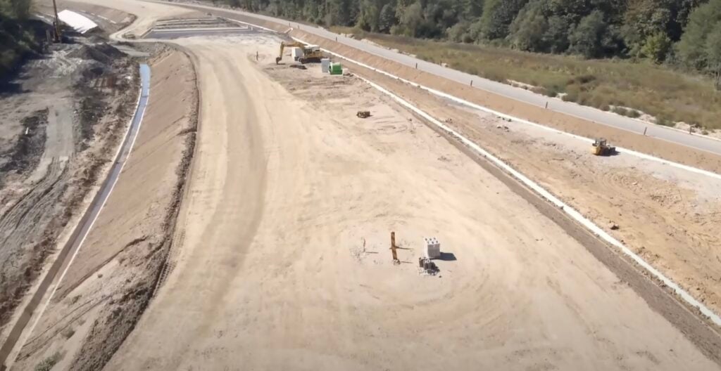 autostrada-margina-holdea-ybei