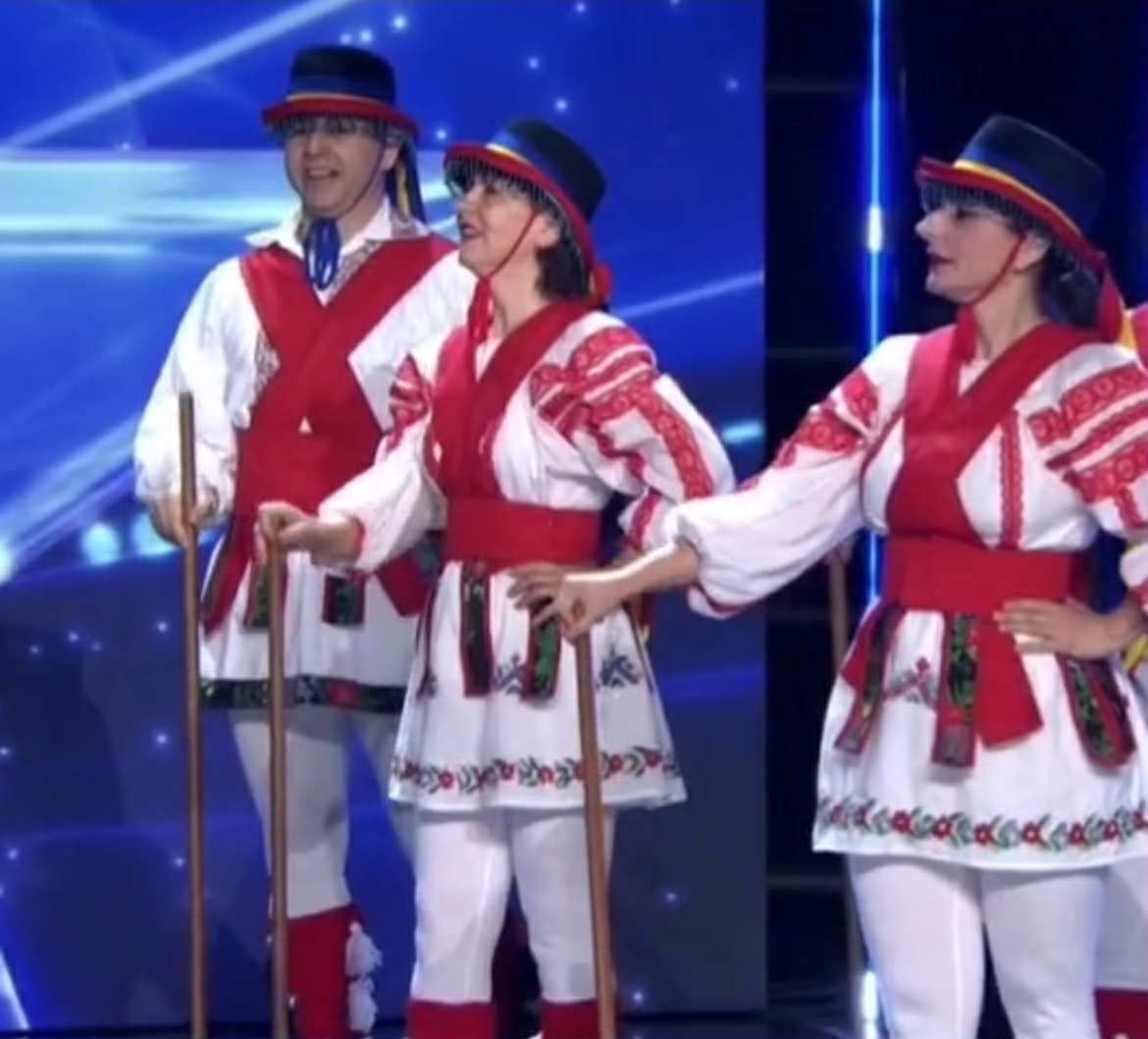VIDEO - O familie din Sibiu a dus călușul românesc pe scena „Quel talent!” din Quebec: „Am arătat tradițiile românești aici, în Montreal”