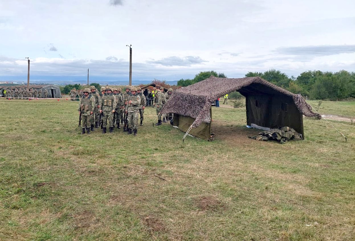 Ministrul Apărării, prezent la exercițiul de mobilizare de la Sibiu. Au început tragerile în Poligonul Poplaca