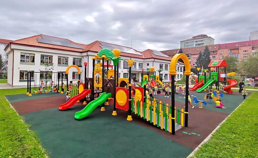 poza-parc-joaca-elefantelul-sb-2-1i6c