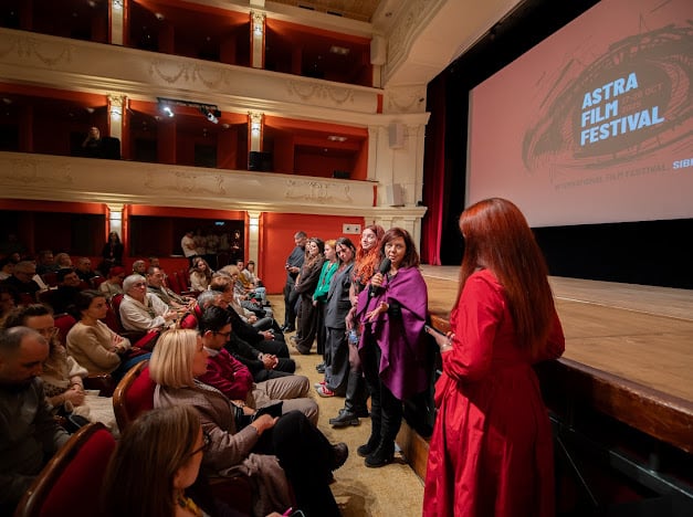 astra-publicitate3-ja5h