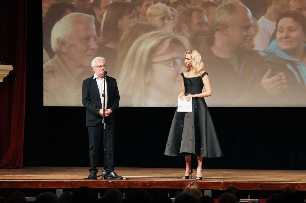 budrala-astra-film-foto-astra-film-t9t0