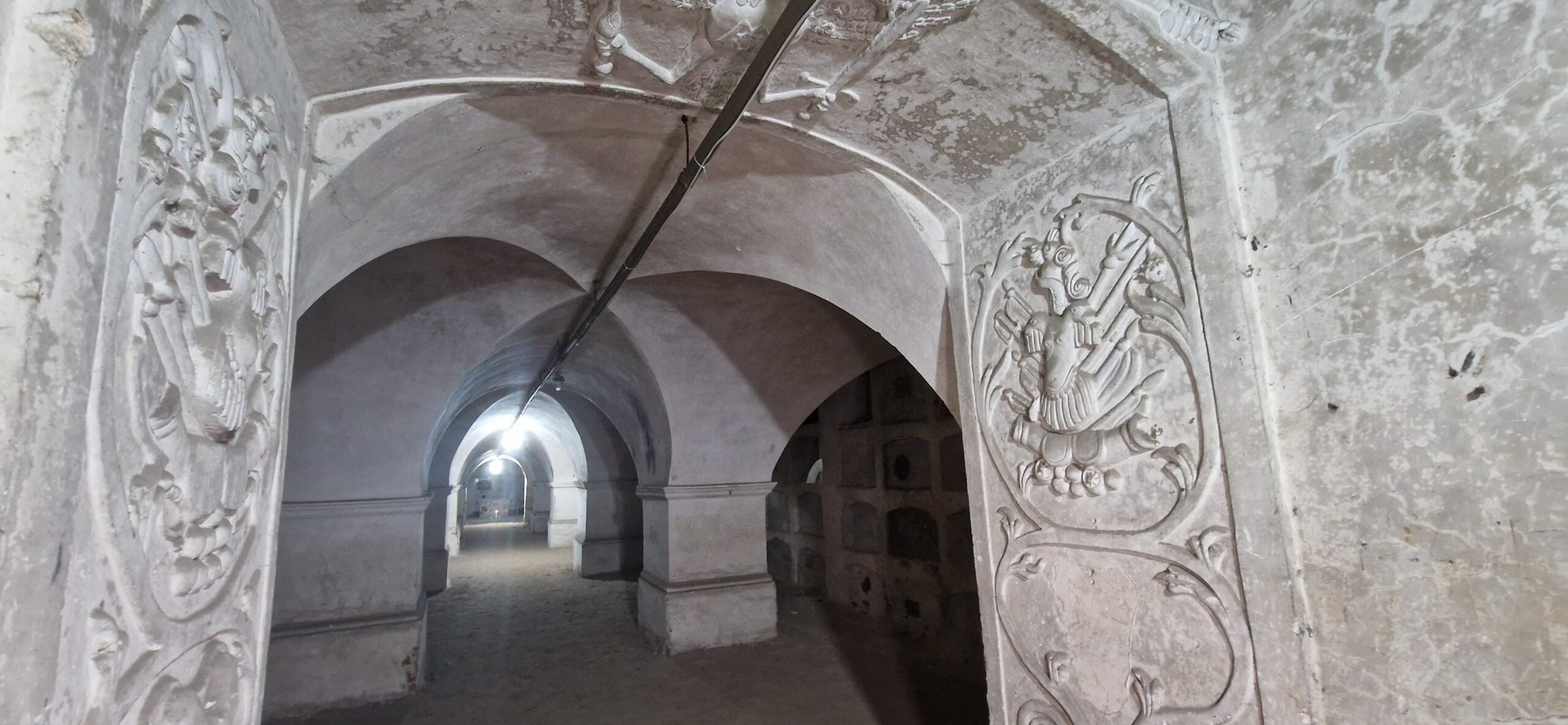 catacombe-q0lg