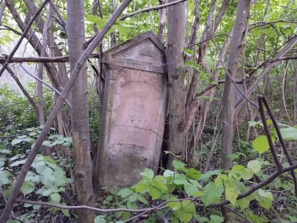 cimitir-richis-11-k2tv