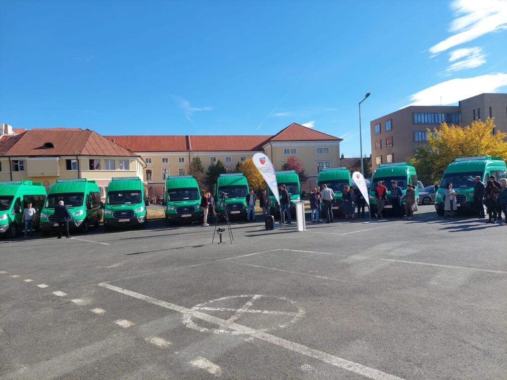 microbuze-scolare-daniela-cimpean-consiliul-judetean9-tlpx