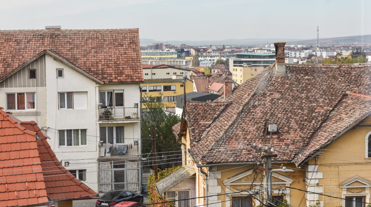 Scădere a tranzacțiilor imobiliare în Sibiu cu aproape 9%, în 2025. Mai rău e doar în Călărași, Teleorman și Ialomița. ”Doar cei ce își doresc cu adevărat să vândă vor și reuși”