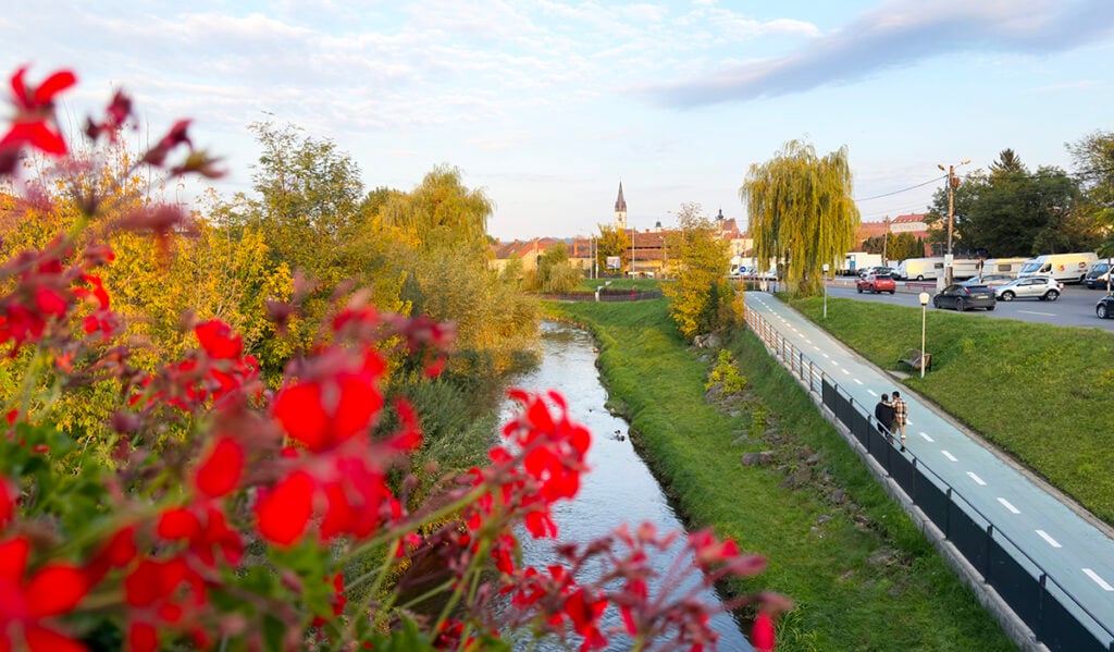 sibiu-vreme-meteo-toamna-cibin-pista-biciclete-pietoni-centru-3i3d