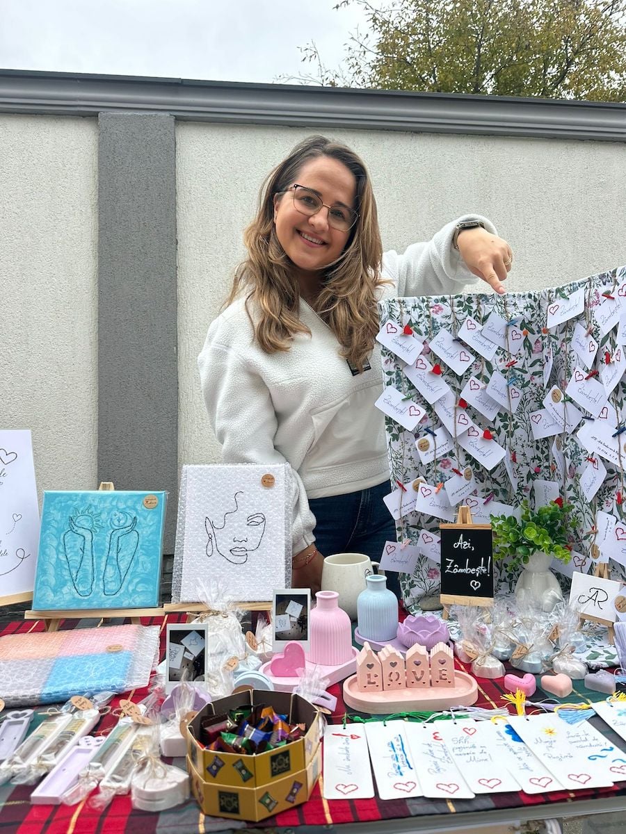 O ingineră din Sibiu și-a deschis afacere part-time cu tablouri cusute manual: Pentru mine, firul este o legătură între viață și artă