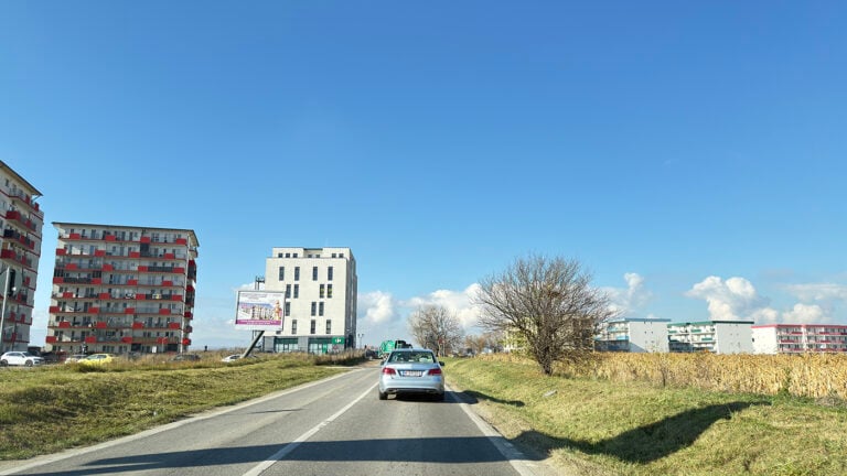 Anularea licitației pentru modernizarea Căii Șurii Mici a revoltat o parte din constructorii care au depus oferte. Foto: turnulsfatului.ro