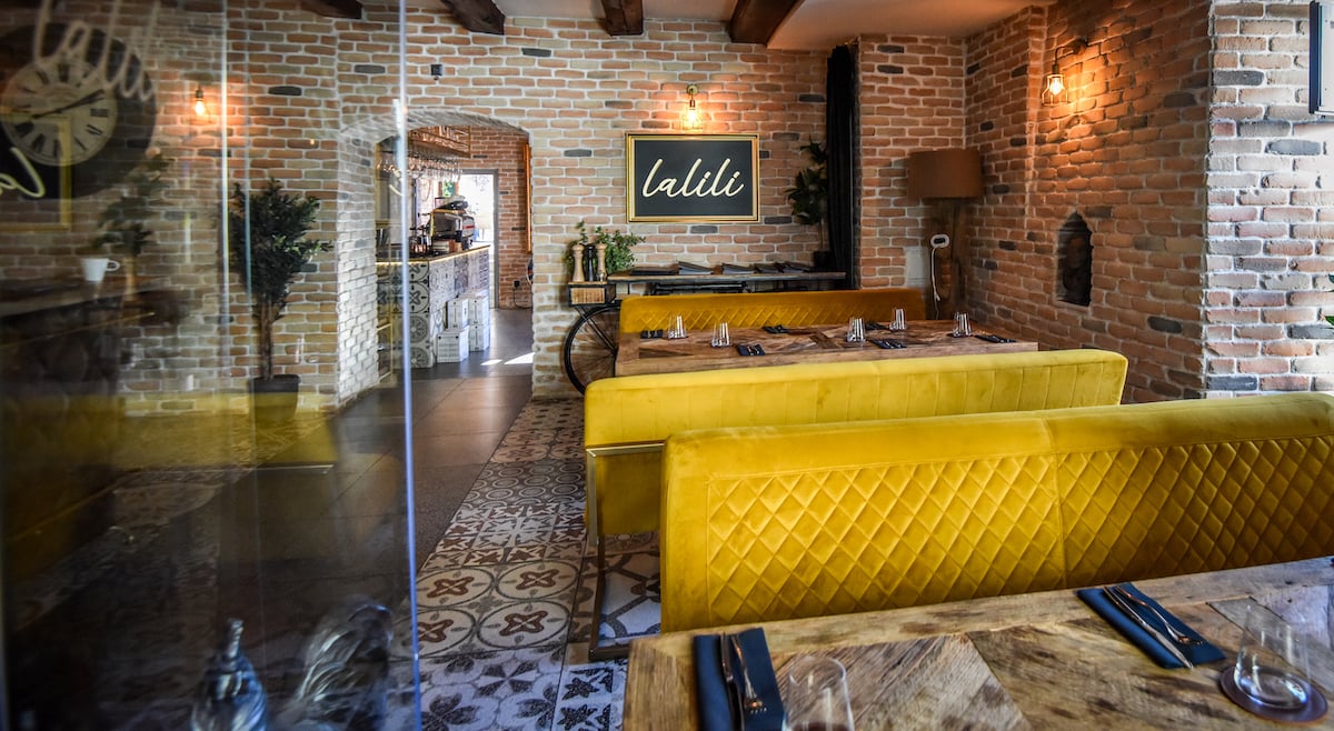 O nouă experiență culinară în centrul Sibiului: Restaurantul lalili dine&wine și meniul semnat de chef Dan Crețu