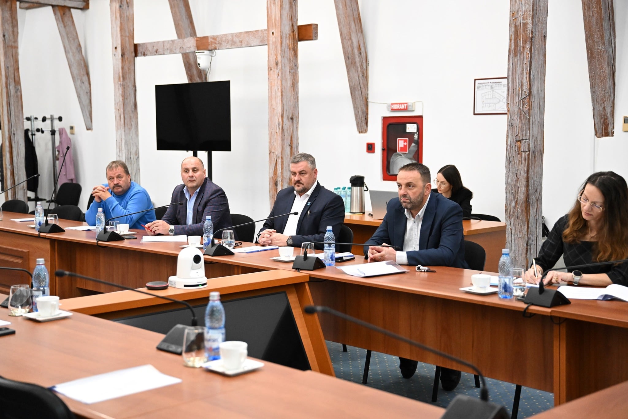 Știrile zilei de miercuri, 5 noiembrie: Patrimoniu cu plastic la Biertan, autobuze în jurul Sibiului și primăria cere părerea sibienilor