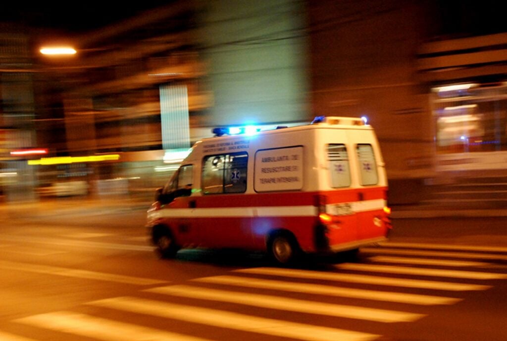 La accident a intervenit un echipaj cu medic din cadrul Serviciului județean de Ambulanță. Foto ilustrativă: turnulsfatului.ro