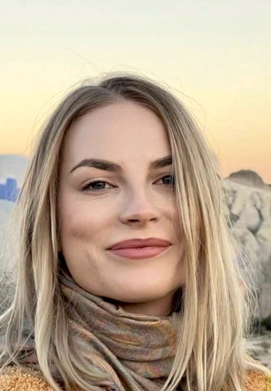 Creștere semnificativă a cazurilor de depresie la copii și adolescenți în Sibiu. Specialiștii Răzvan Iliș și Iulia Corlaciu: „Această afecțiune nu este un moft, iar faptul că nu se vede nu înseamnă că nu doare”