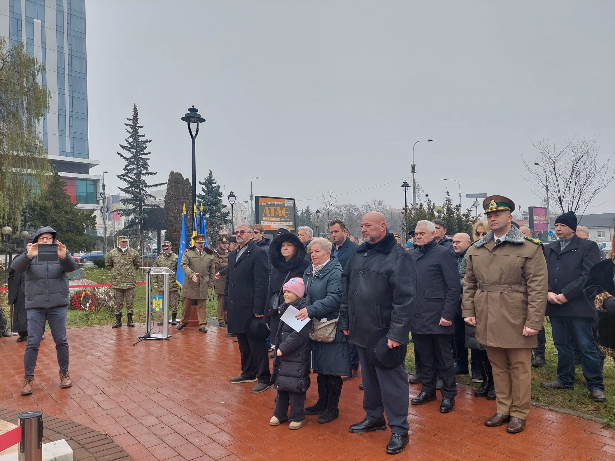 Comemorarea Revoluției din 1989, la Sibiu. Lt. col. Ralea despre eroi: „Ei și-au dorit o lume mai bună, nu lipsită de umanitate, nu dezbinată, nu răutăcioasă sau invidioasă”
