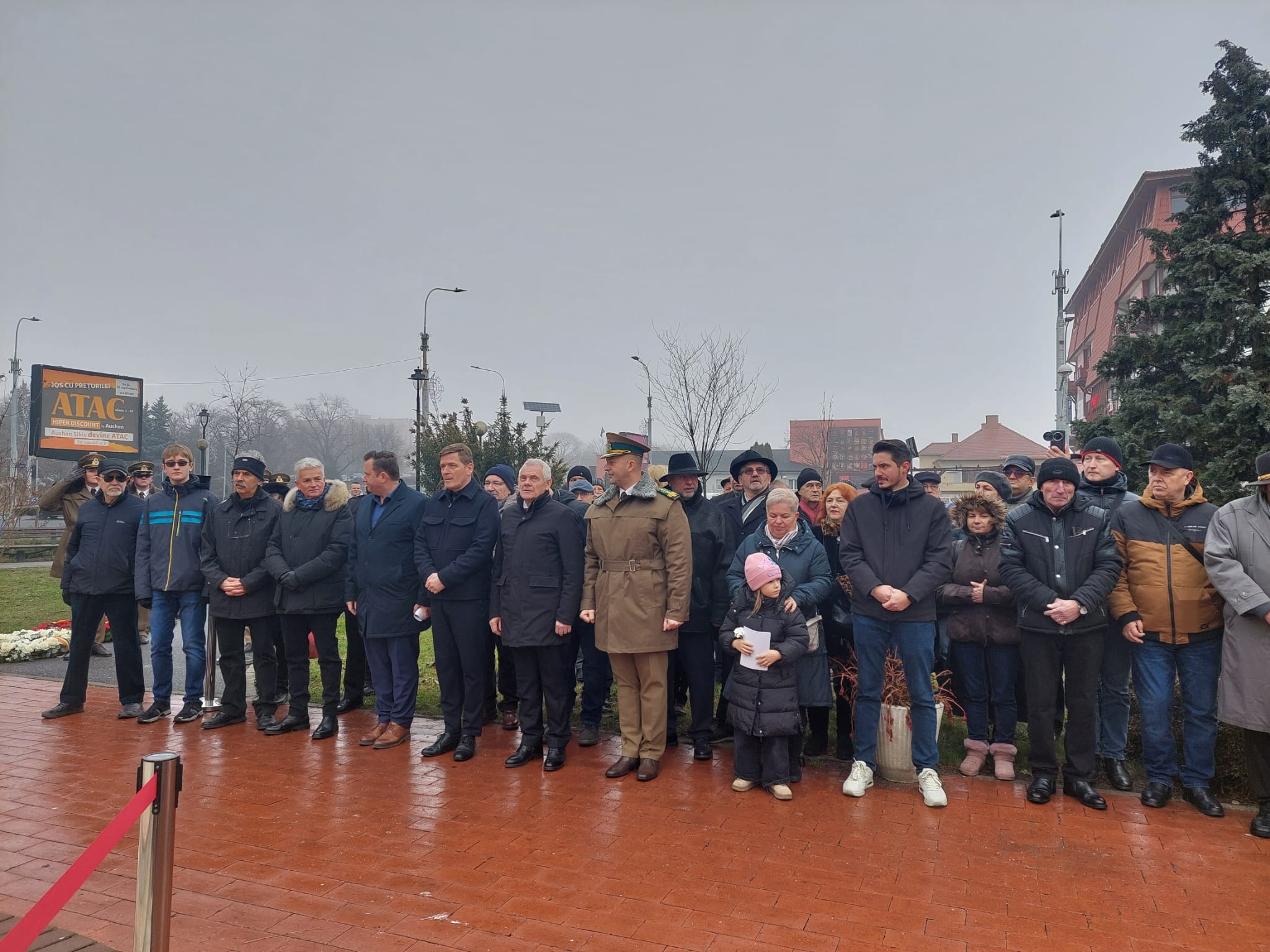 Comemorarea Revoluției din 1989, la Sibiu. Lt. col. Ralea despre eroi: „Ei și-au dorit o lume mai bună, nu lipsită de umanitate, nu dezbinată, nu răutăcioasă sau invidioasă”