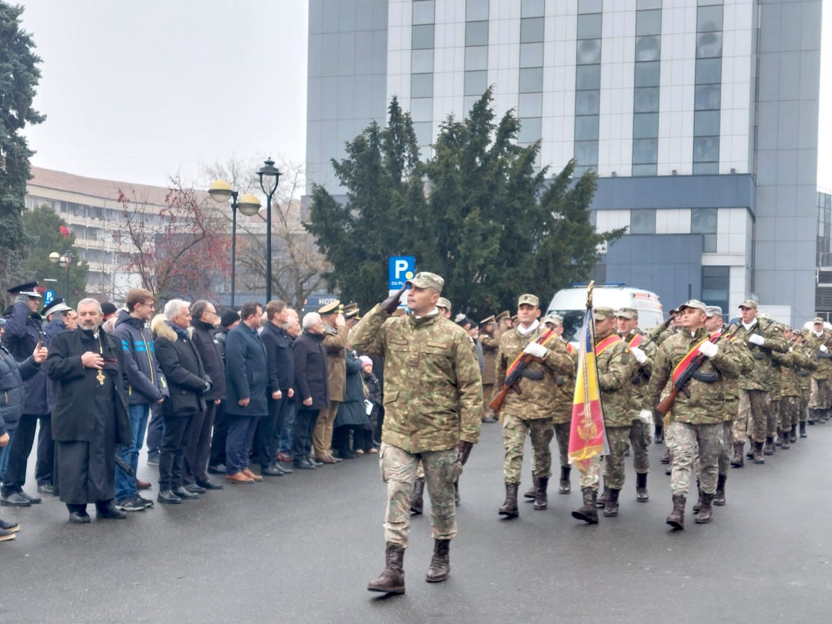 Comemorarea Revoluției din 1989, la Sibiu. Lt. col. Ralea despre eroi: „Ei și-au dorit o lume mai bună, nu lipsită de umanitate, nu dezbinată, nu răutăcioasă sau invidioasă”