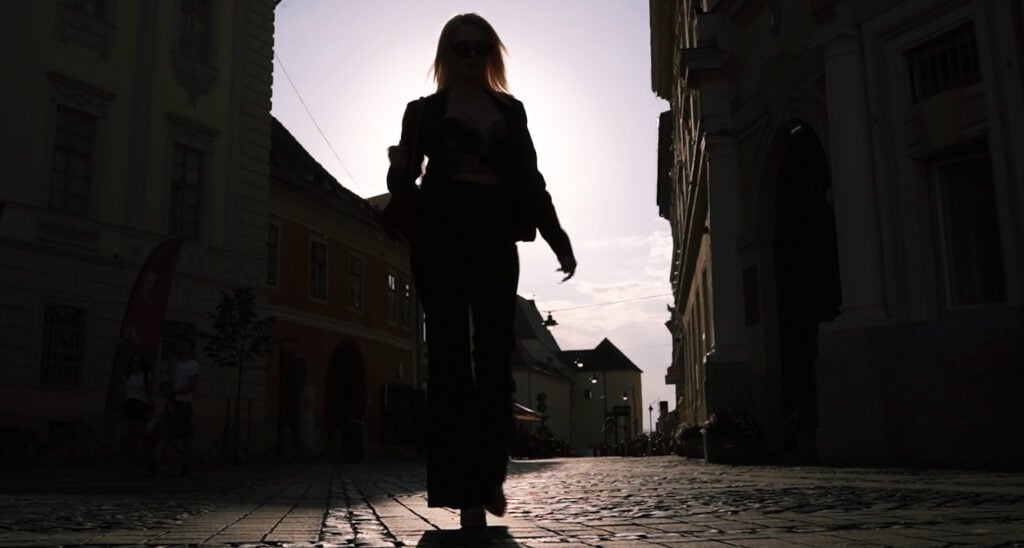 atm-video-chat-3-1uff