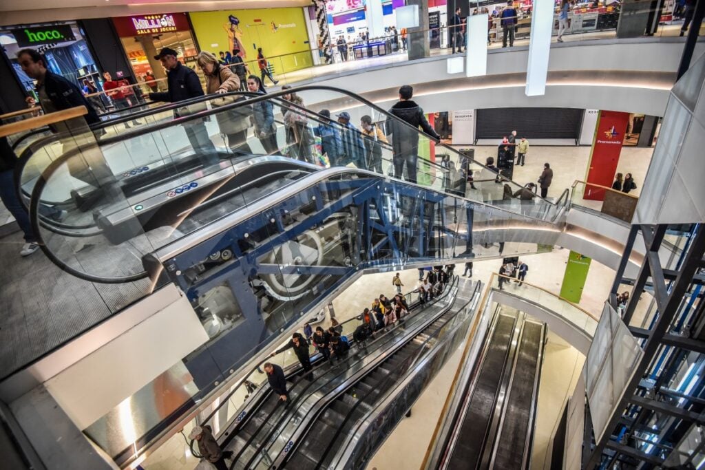 deschidere-promenada-mall-49-lvj1