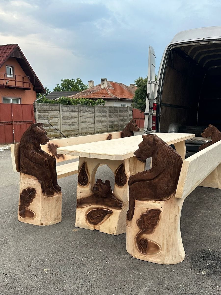 Dragoș Marius, sibianul care sculptează în lemn, cu drujba: La început, cel mai dificil a fost să stăpânesc drujba și să înțeleg lemnul