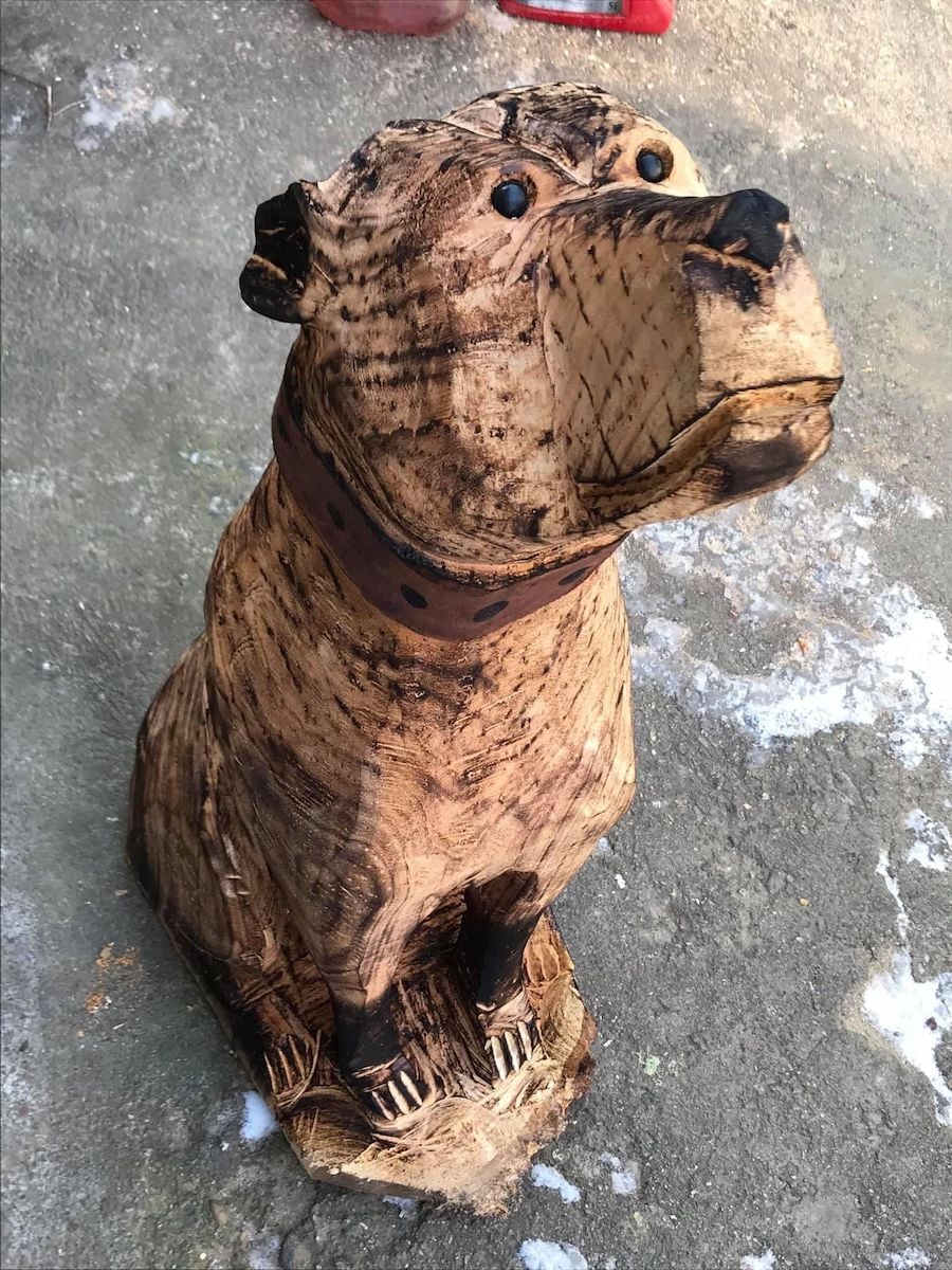 Dragoș Marius, sibianul care sculptează în lemn, cu drujba: La început, cel mai dificil a fost să stăpânesc drujba și să înțeleg lemnul