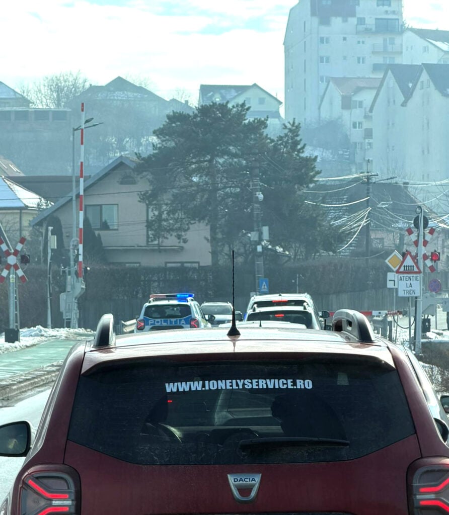 trecere-cale-ferata-cimpsor-bariera-upbb