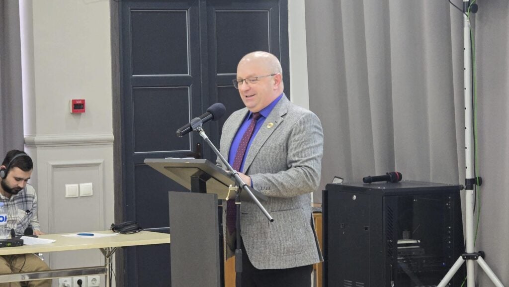 Valentin Ivan, primarul comunei Sadu. Sursa foto: Facebook