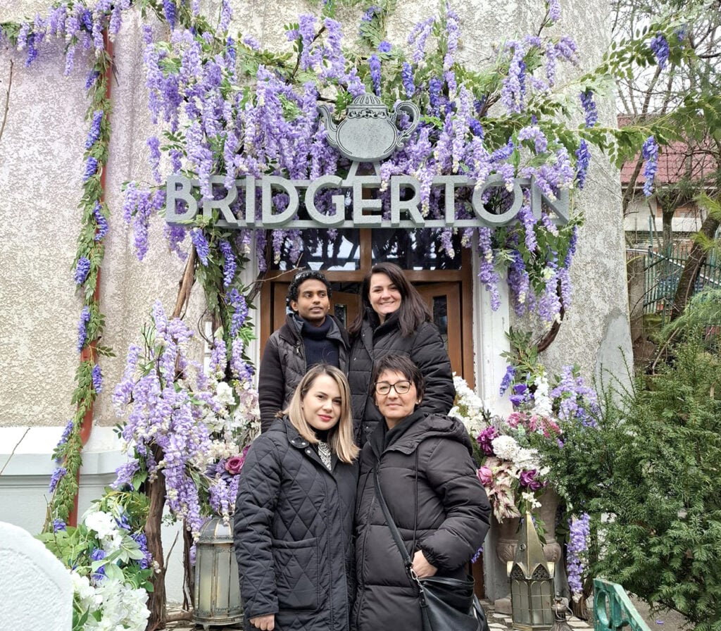 balul-bridgerton-ioana-nechifor-foto-arhiva-personala-6-0w4h