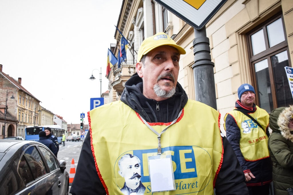 leonard-stancu-protest-miting-sindicat-invatament-fse-spiru-haret-1-hfqo