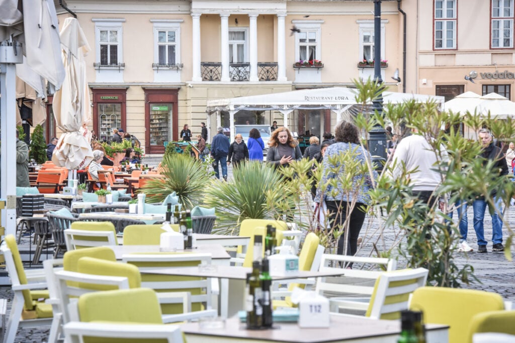 sibiu-primavara-meteo-vremea-piata-mare-terase-3-sck7