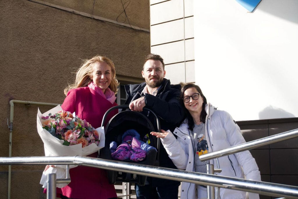 steliana-nistor-mama-foto-medlife-polisano-3-twcf