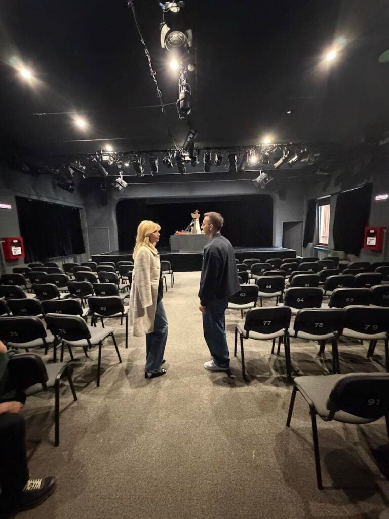 raluca turcan teatru publicitate3