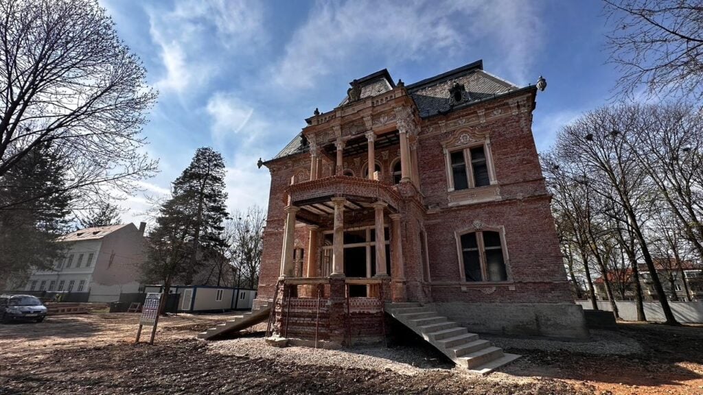 resedinta mitropolitana 2