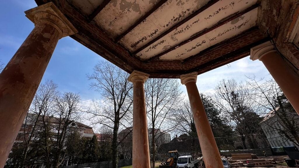 resedinta mitropolitana 7