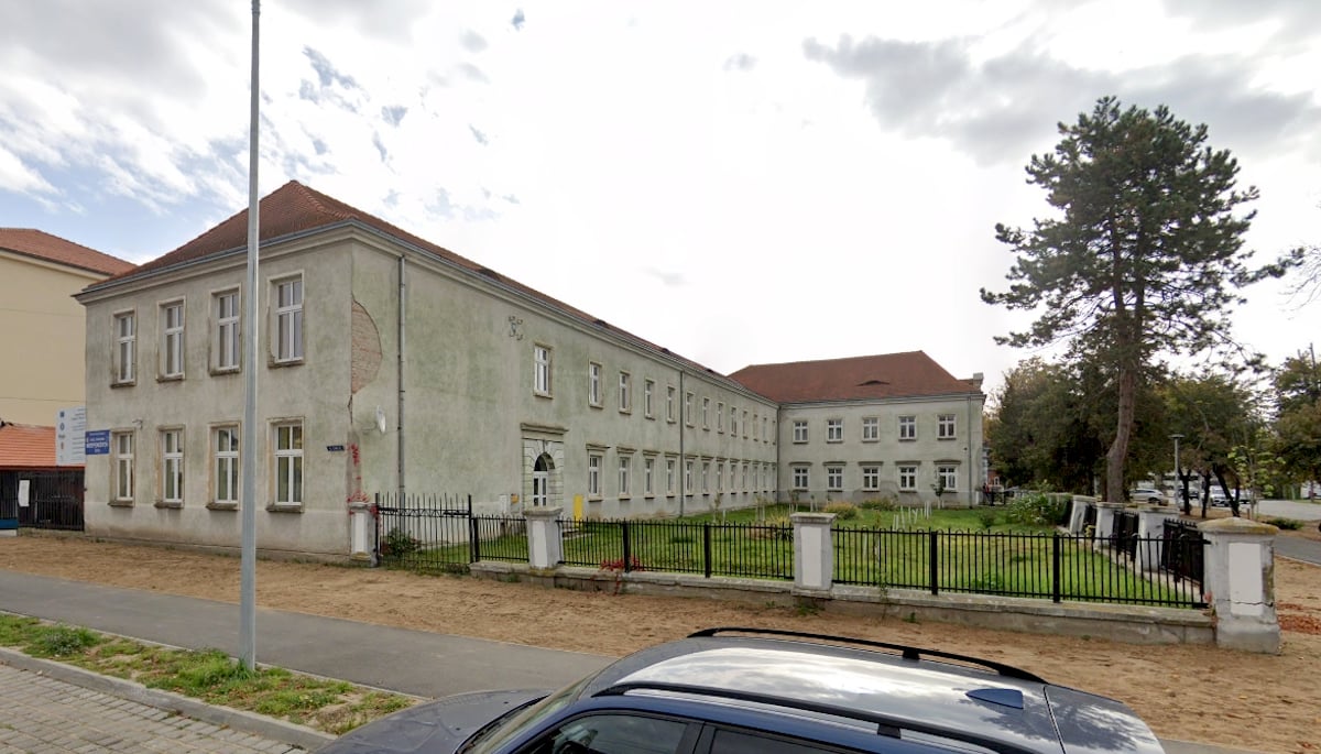 liceu independenta gladiolelor