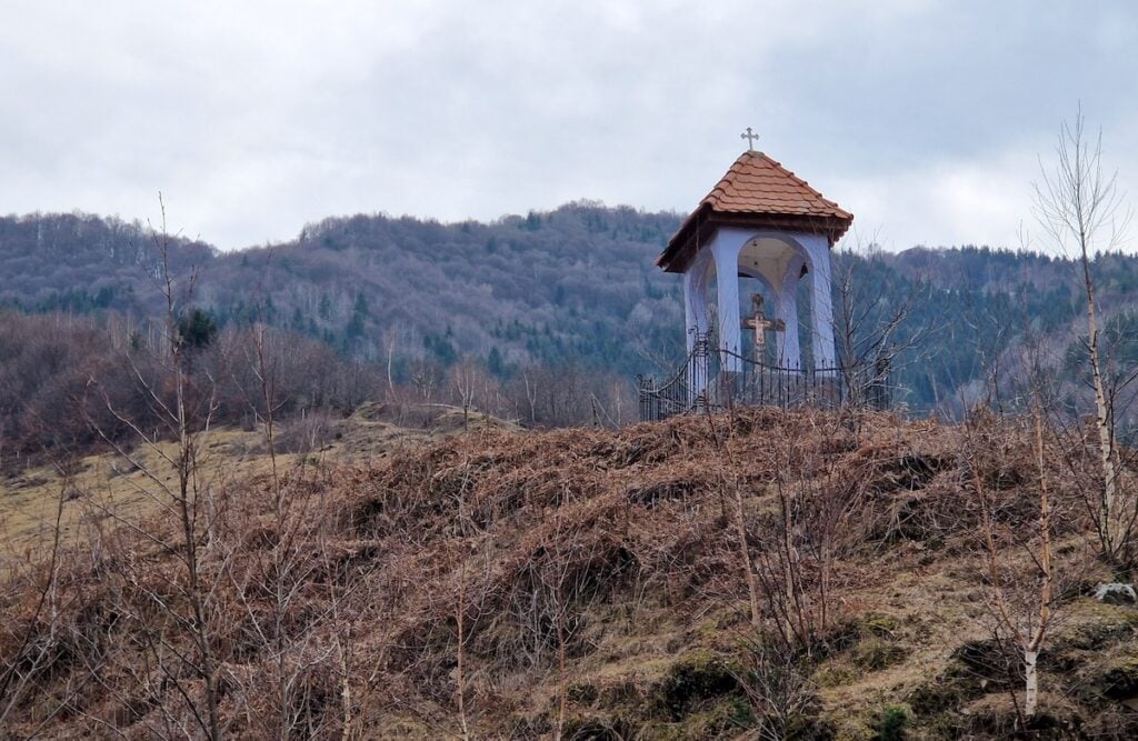 troita munti gura raului