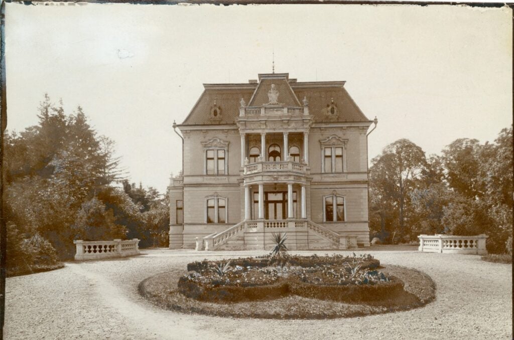 victoriei 38 sursa arhitect Șerban Tomița