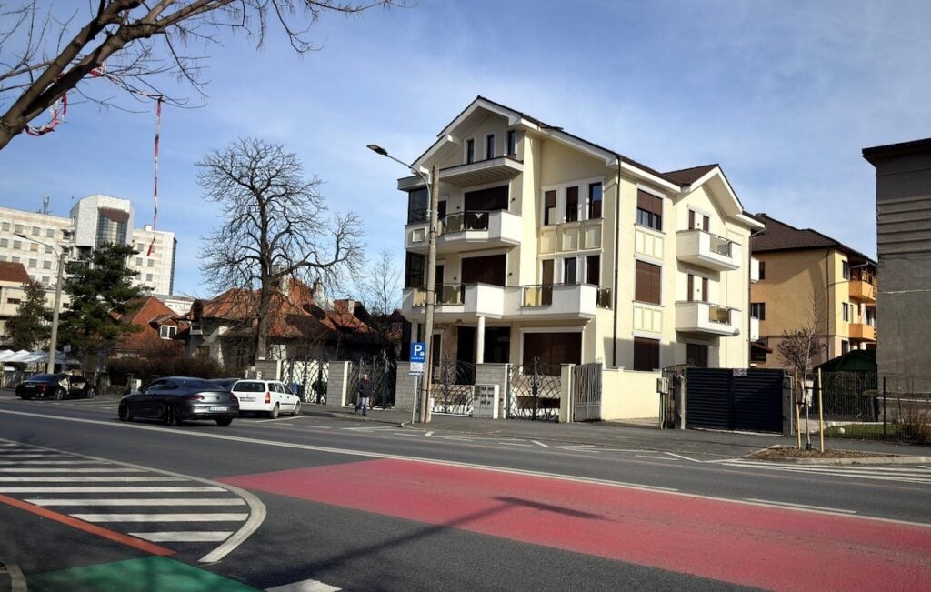 vila calea dumbravii soare