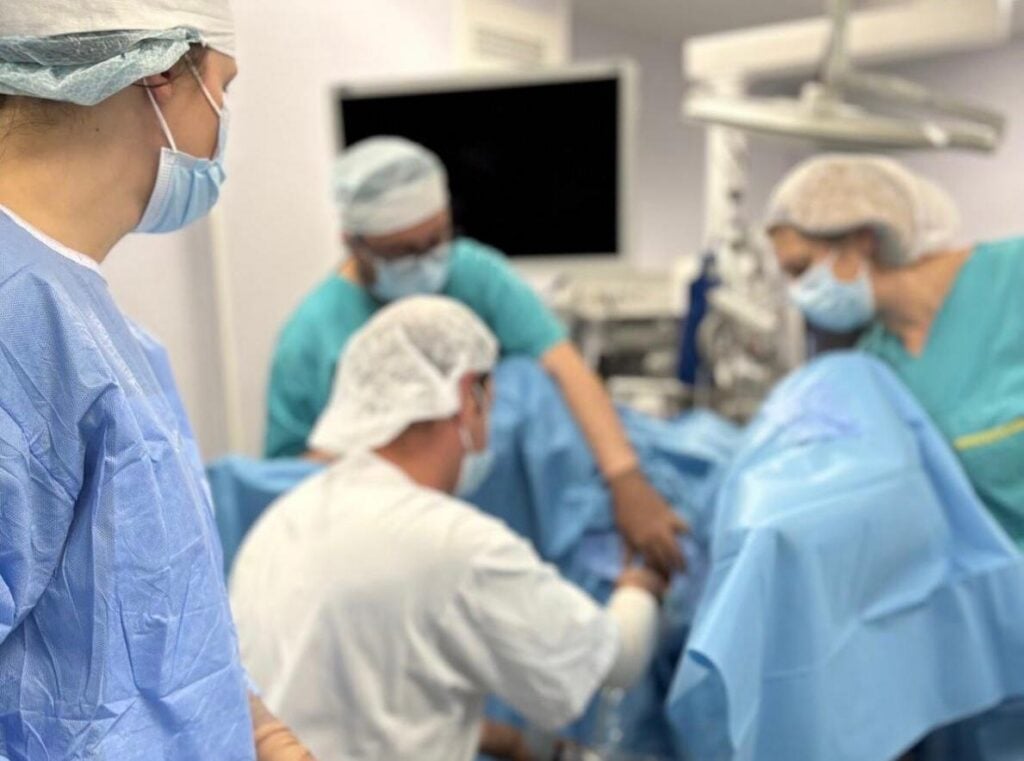 Medlife premiera cancer2