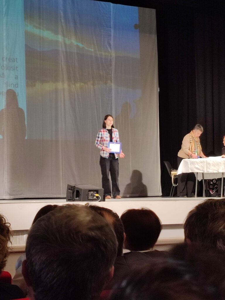 ac275f9e-6ff0-4102-bf14-684dd7d66f80