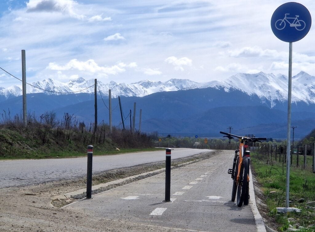 Pe sensul „de dus”. Sursa foto: turnulsfatului.ro