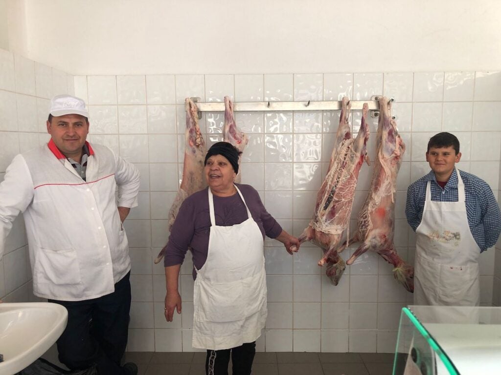 Carne de miel în Piața Cibin/Foto: turnulsfatului.ro