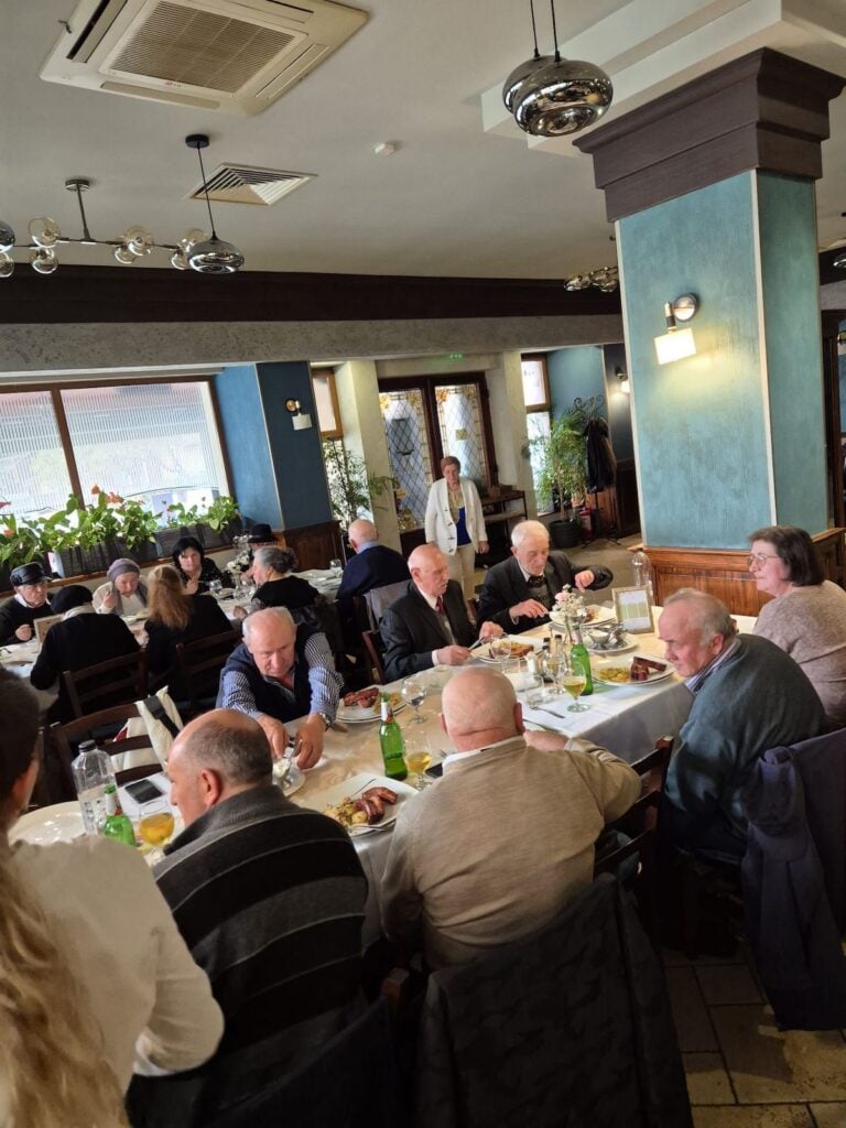 echipa galbena publicitate4