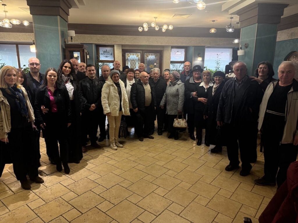 echipa galbena publicitate5