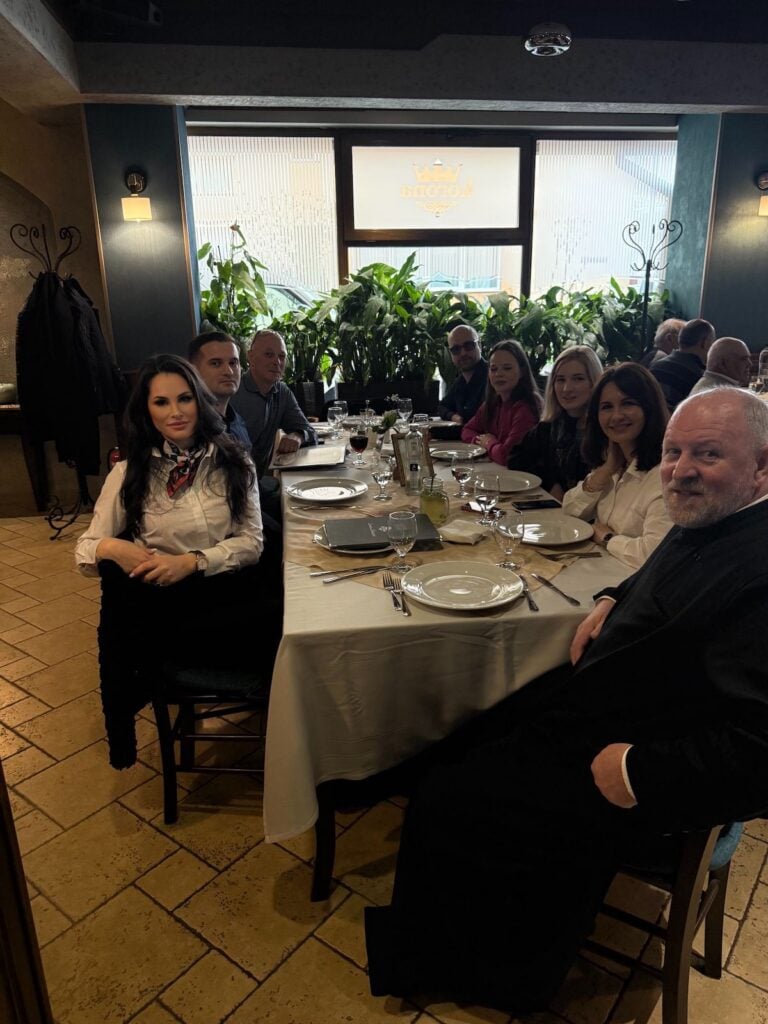 echipa galbena publicitate6