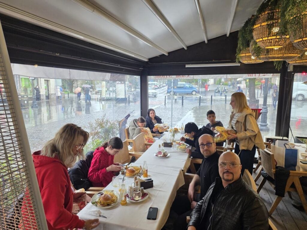 echipa galbena publicitate9