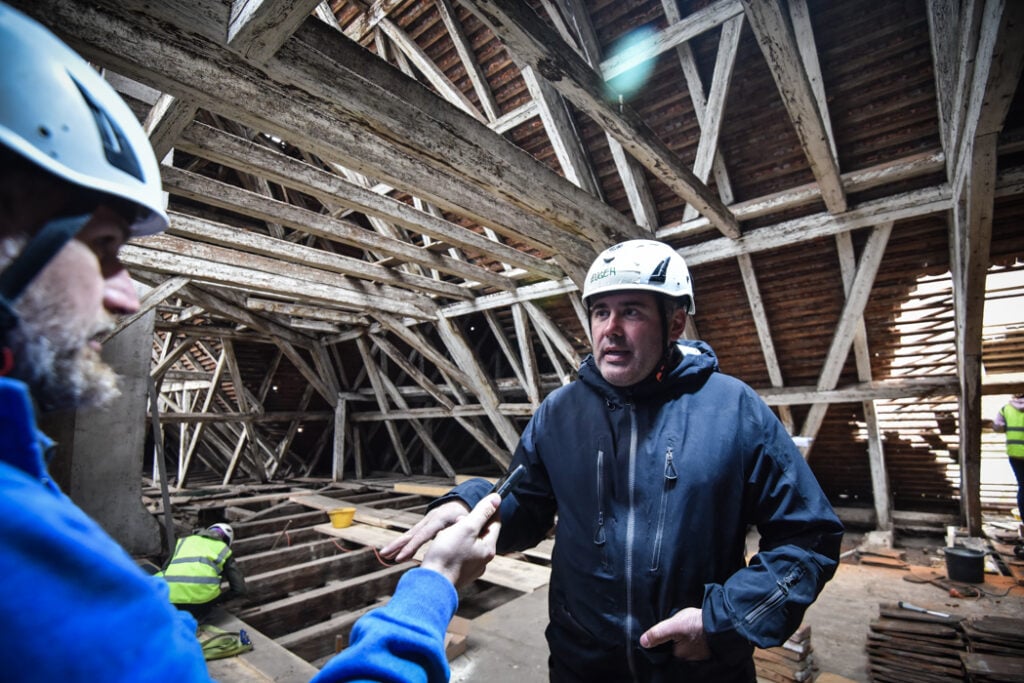 eugen vaida, ursuline, ambulanta pentru monumente (18)