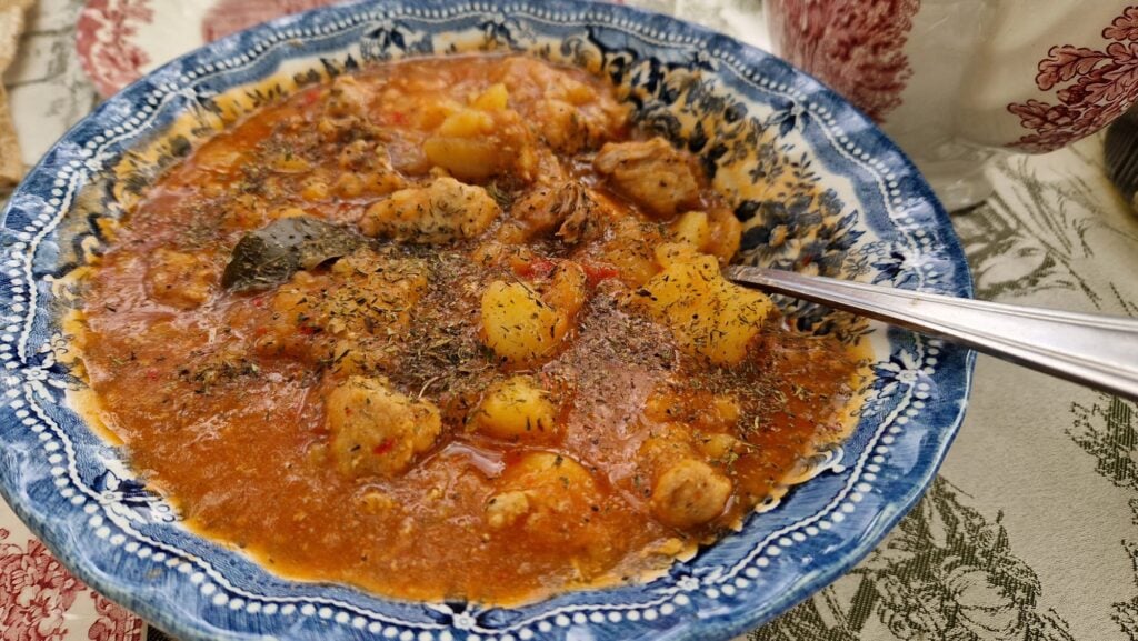 gulas cu carne de porc