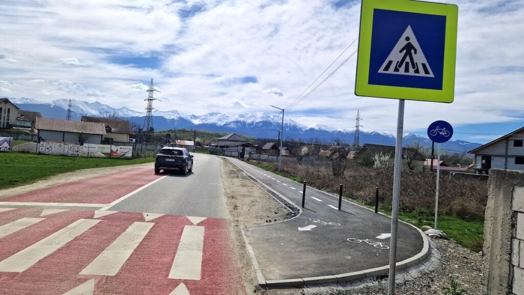 Punctul de pornire este aproape de ieșirea din Avrig. Sursa foto: turnulsfatului.ro