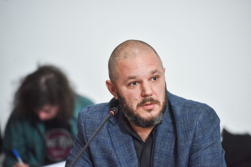 Victor Leția (FD) a fost singurul consilier local care a pledat și votat pentru menținerea jocurilor de noroc în Sibiu. Foto: Silvana Armat / turnulsfatului.ro