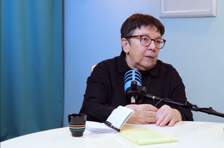 Liviana Dan, curator. Foto: captură video Youtube/Buzunar de Arta